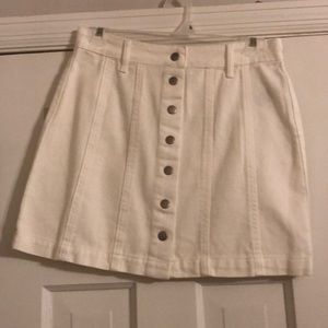 Forever 21 White skirt